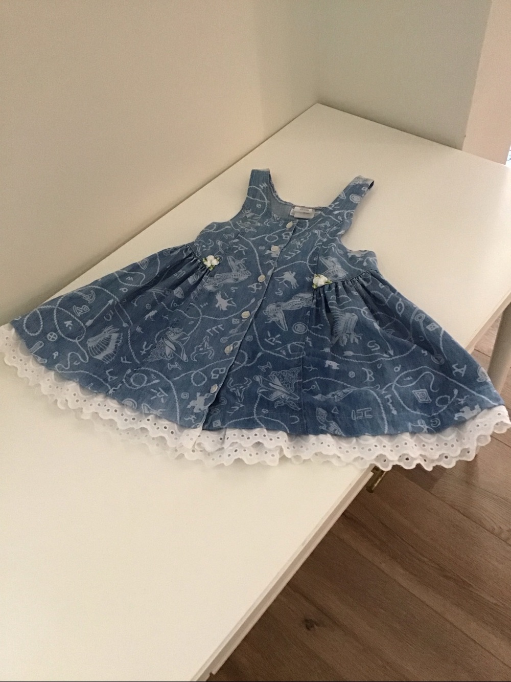 Vintage 1990s children's western-themed denim Jumper brand dress
100% cotton